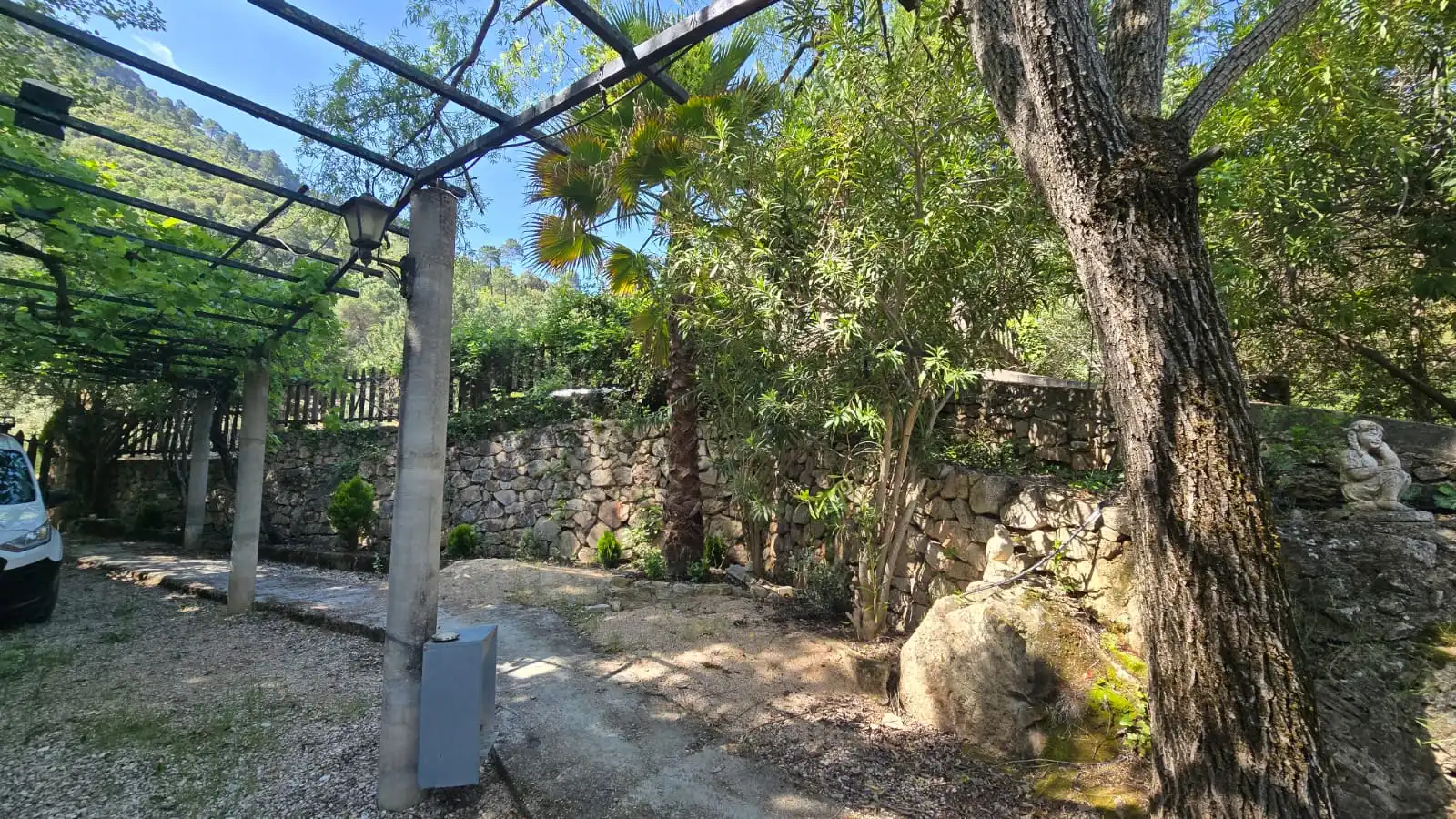 Jardín de Finca rústica en venta en Villanueva del Arzobispo con Calefacción, Trastero y Piscina