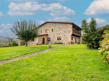 Haus mit Garten zum Verkauf in Barrio Villafufre-San Martín