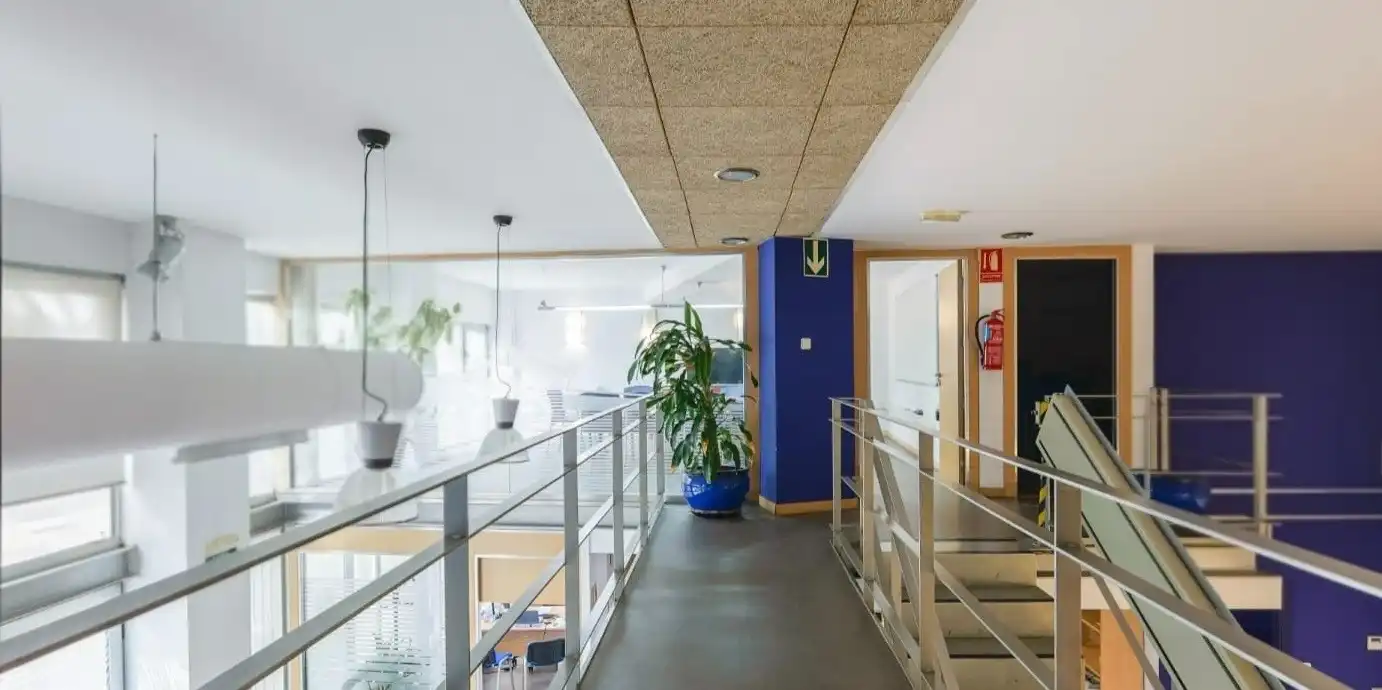 Commercial properties for rent in Alicante / Alacant  with Air Conditioner, Heating and Alarm