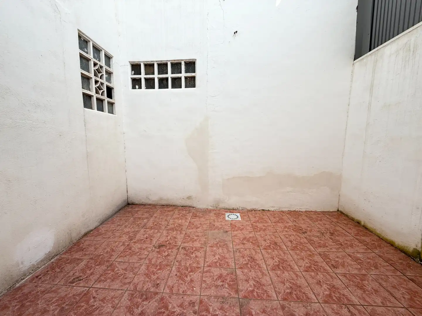 Business premises to rent in Carrer Pintor Peris Aragó 38A, imagen 4