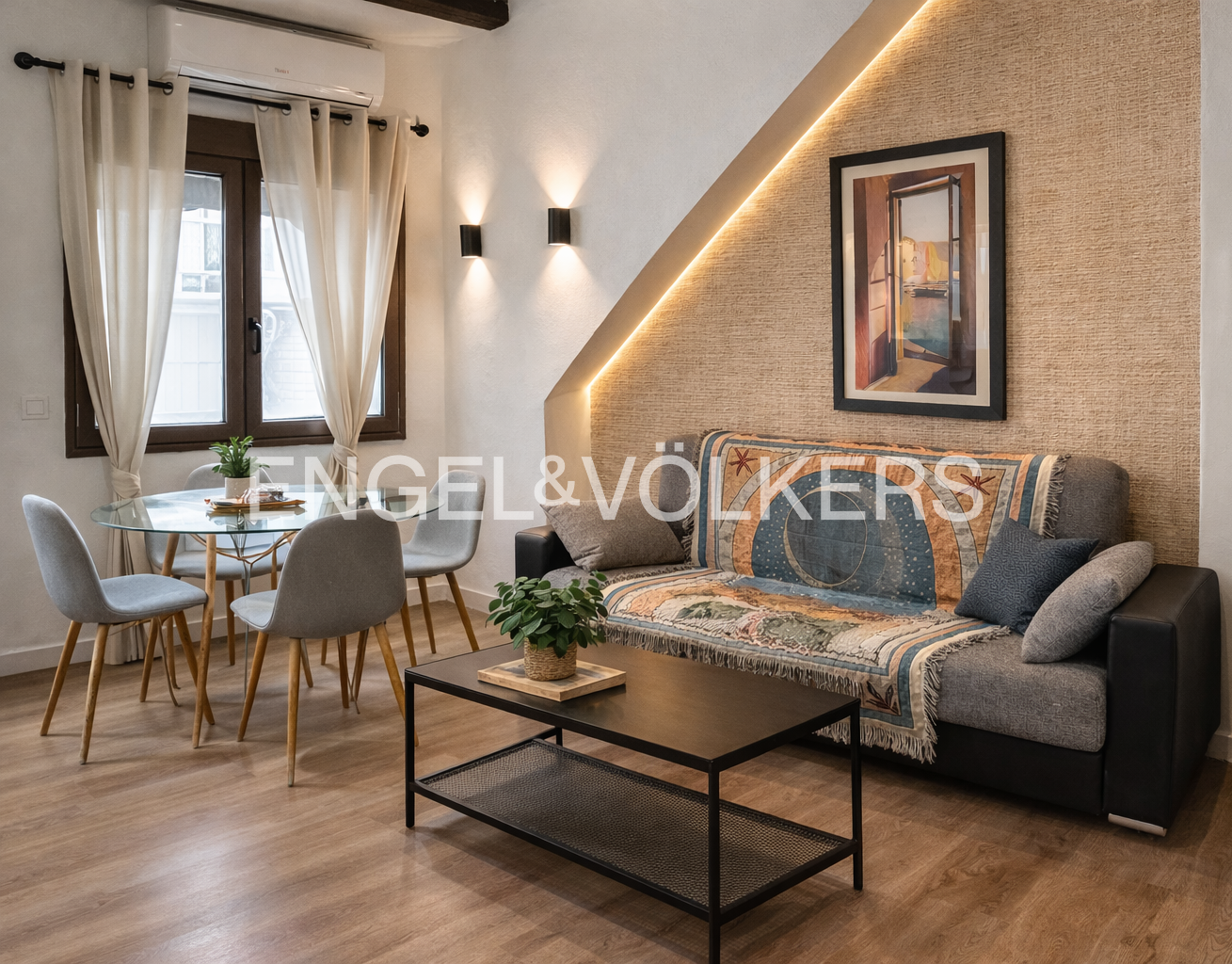 Sala de estar de Piso de alquiler en  Valencia Capital con Aire acondicionado, Calefacción y Parquet