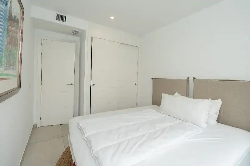 Dormitori de Àtic en venda en Marbella amb Aire condicionat, Terrassa i Piscina comunitària