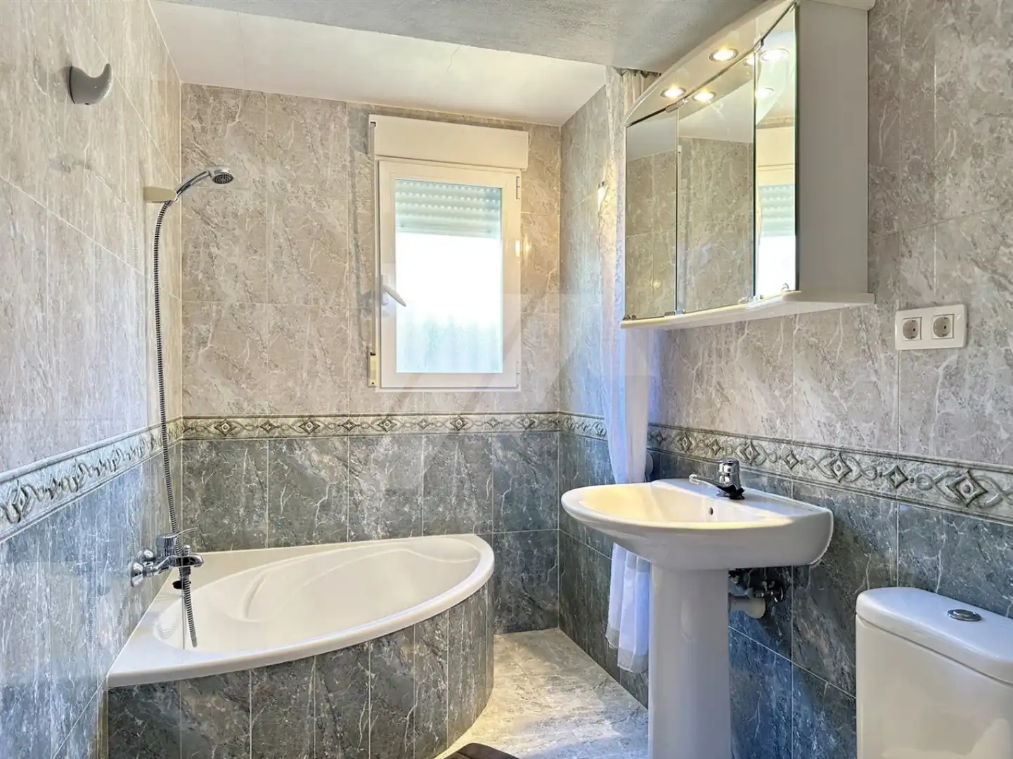 Baño de Casa o chalet en venta en Benissa con Aire acondicionado, Calefacción y Jardín privado
