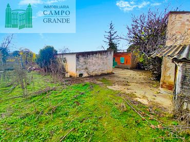 Terreno industrial en venta en Camino Pan y Guindas 4