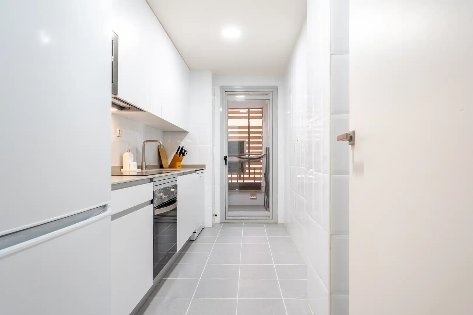 Kitchen of Flat for sale in Madrid  with Air Conditioner, Storage room and Community pool
