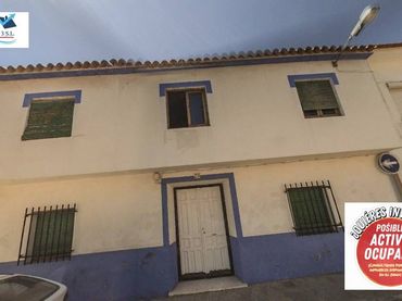 Haus zum Verkauf in Calle de Peñafiel