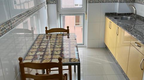 Foto 2 de Apartamento de alquiler en  de Aguas Ferreas, Centro - Recinto Amurallado, Lugo Capital