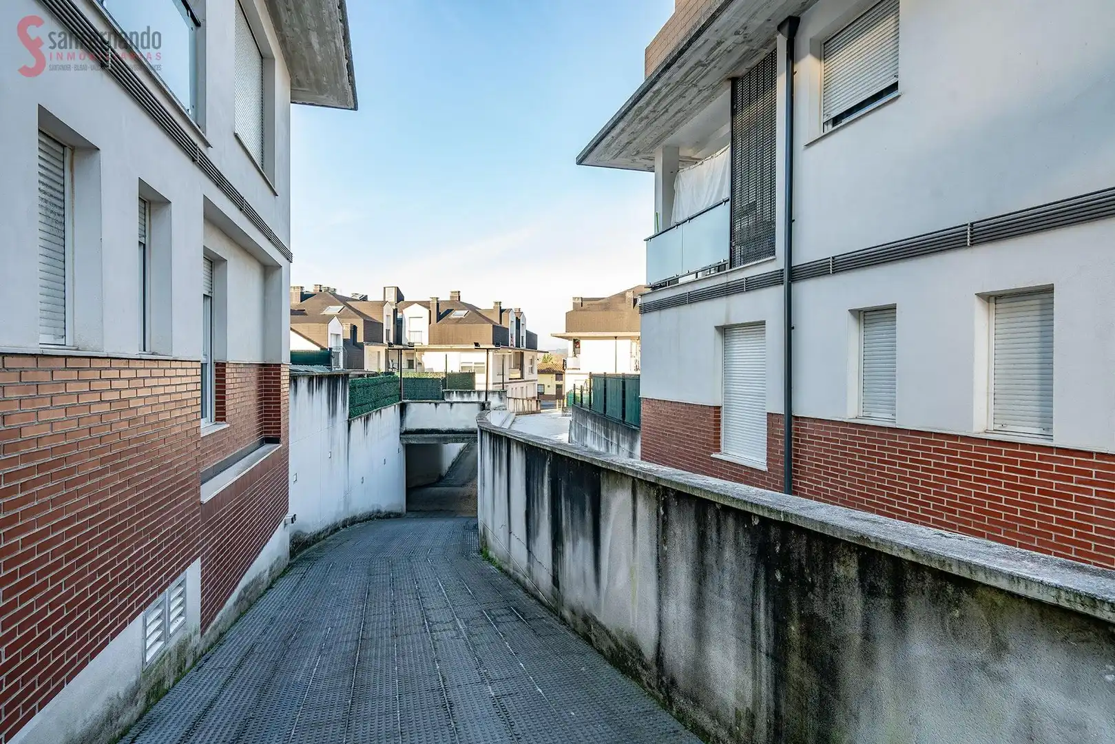 Aparcament en venda a Inmobiliaria - Barreda