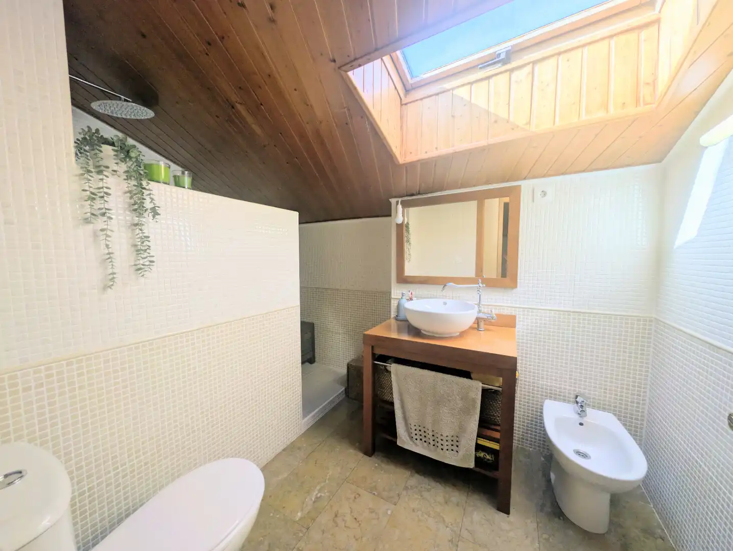Bathroom of Duplexes for sale in Terrassa  with Air Conditioner, Terrace and Balcony