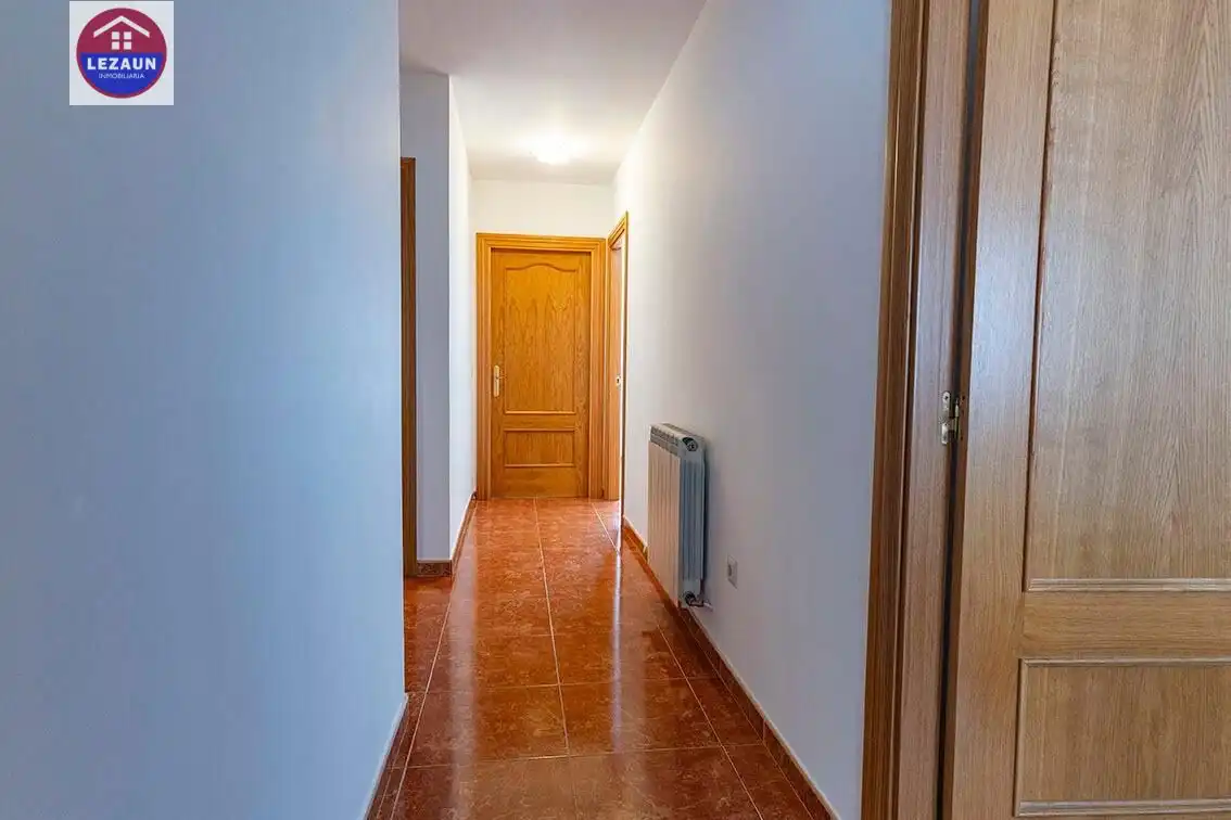 Casa o chalet en venta en Marcilla con Jardín privado y Amueblado