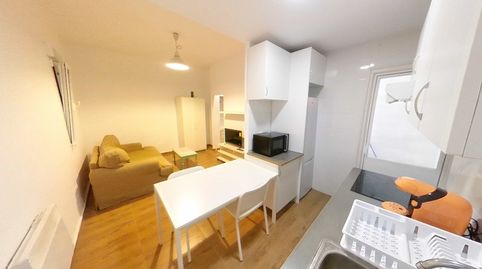 Foto 3 de Piso de alquiler en Calle de Los Fundadores, Fuente del Berro, Madrid Capital