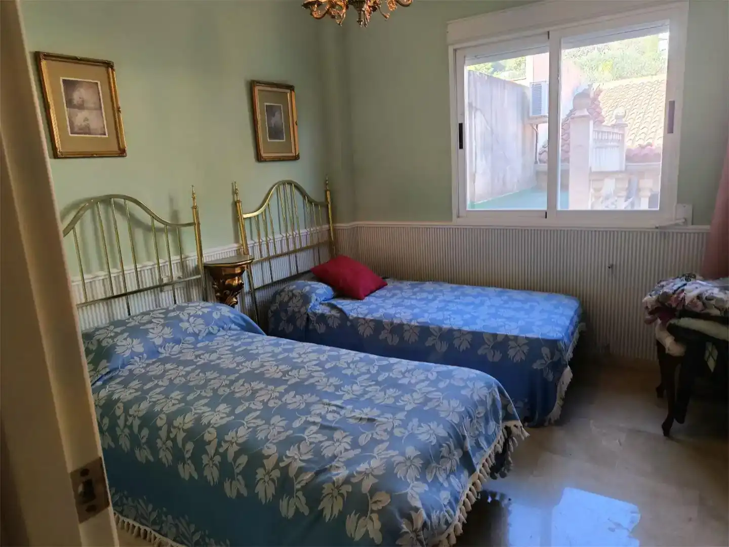 Dormitori de Casa adosada en venda en Moratalla amb Jardí privat, Parquet i Traster