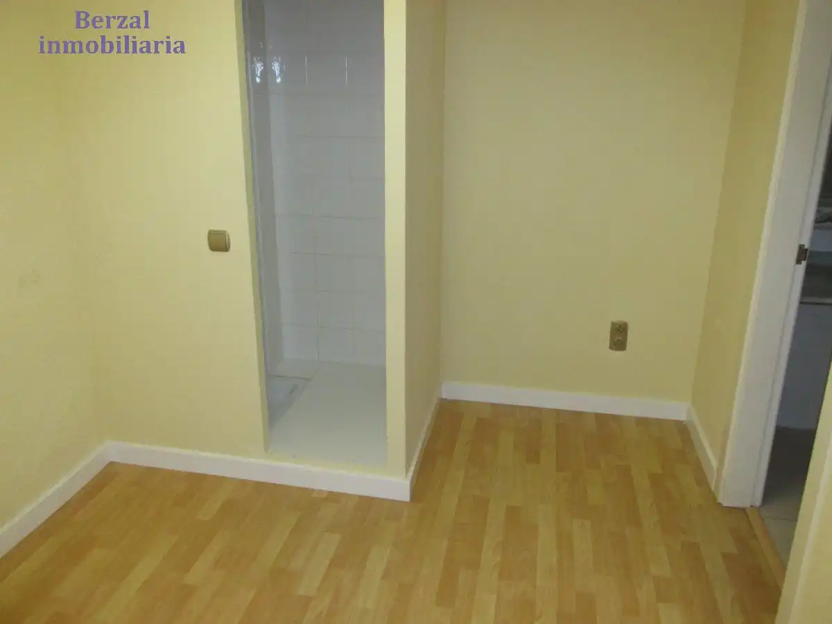 Local comercial en alquiler en Calle Doctores Castroviejo, imagen 14