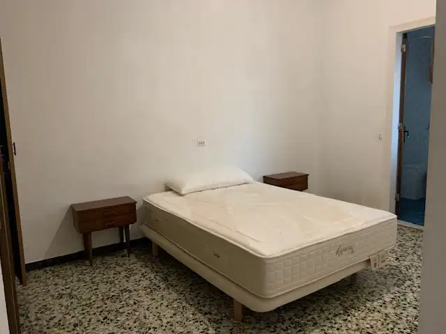 Dormitori de Pis en venda en Badalona amb Calefacció, Terrassa i Forn