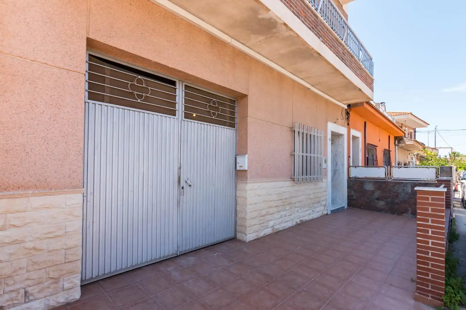 Vista exterior de Casa o xalet en venda en Murcia amb Jardí privat, Terrassa i Moblat