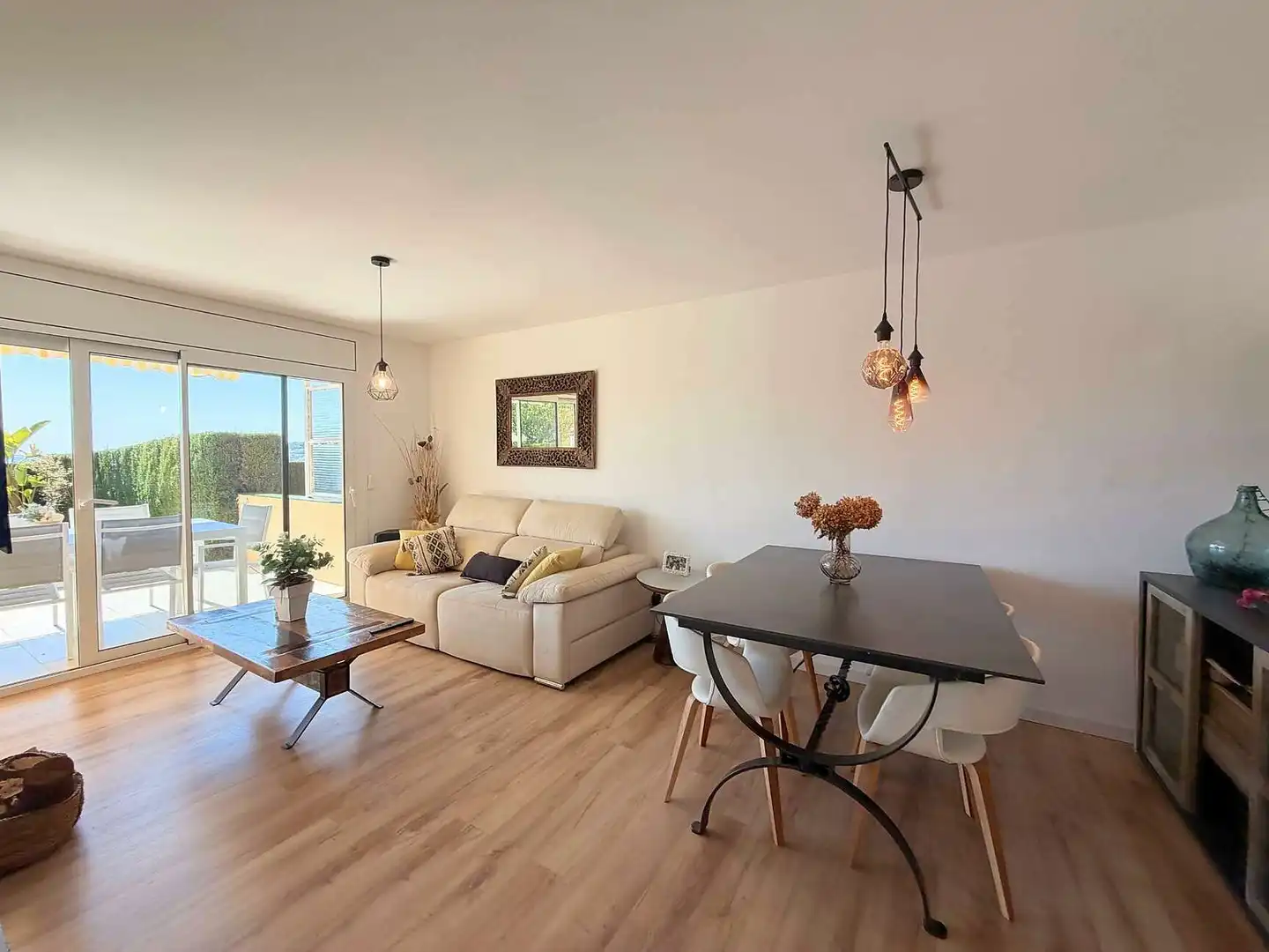 Apartament amb piscina en venda a Calle Puig del Molí