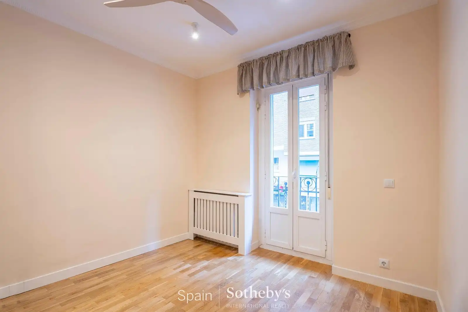 Apartament amb ascensor en venda a Calle de la Santísima Trinidad, imagen 21
