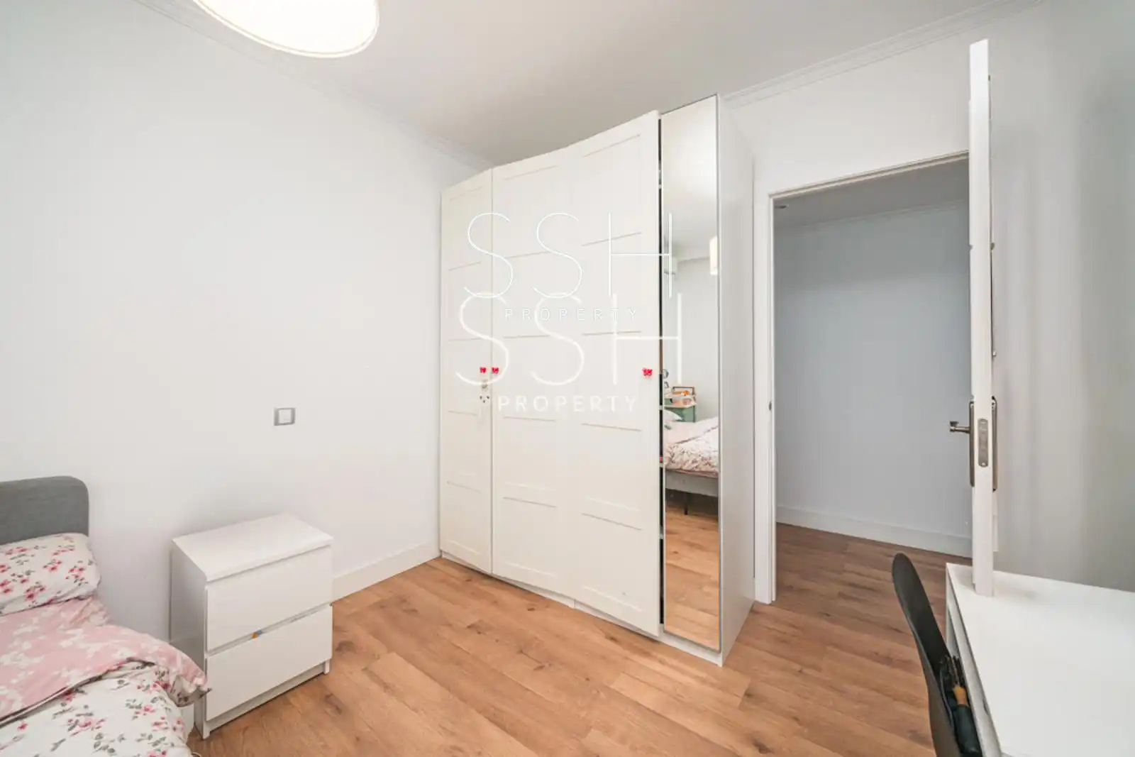 Schlafzimmer von Wohnung zur Miete in Madrid mit Klimaanlage, Heizung und Möbliert