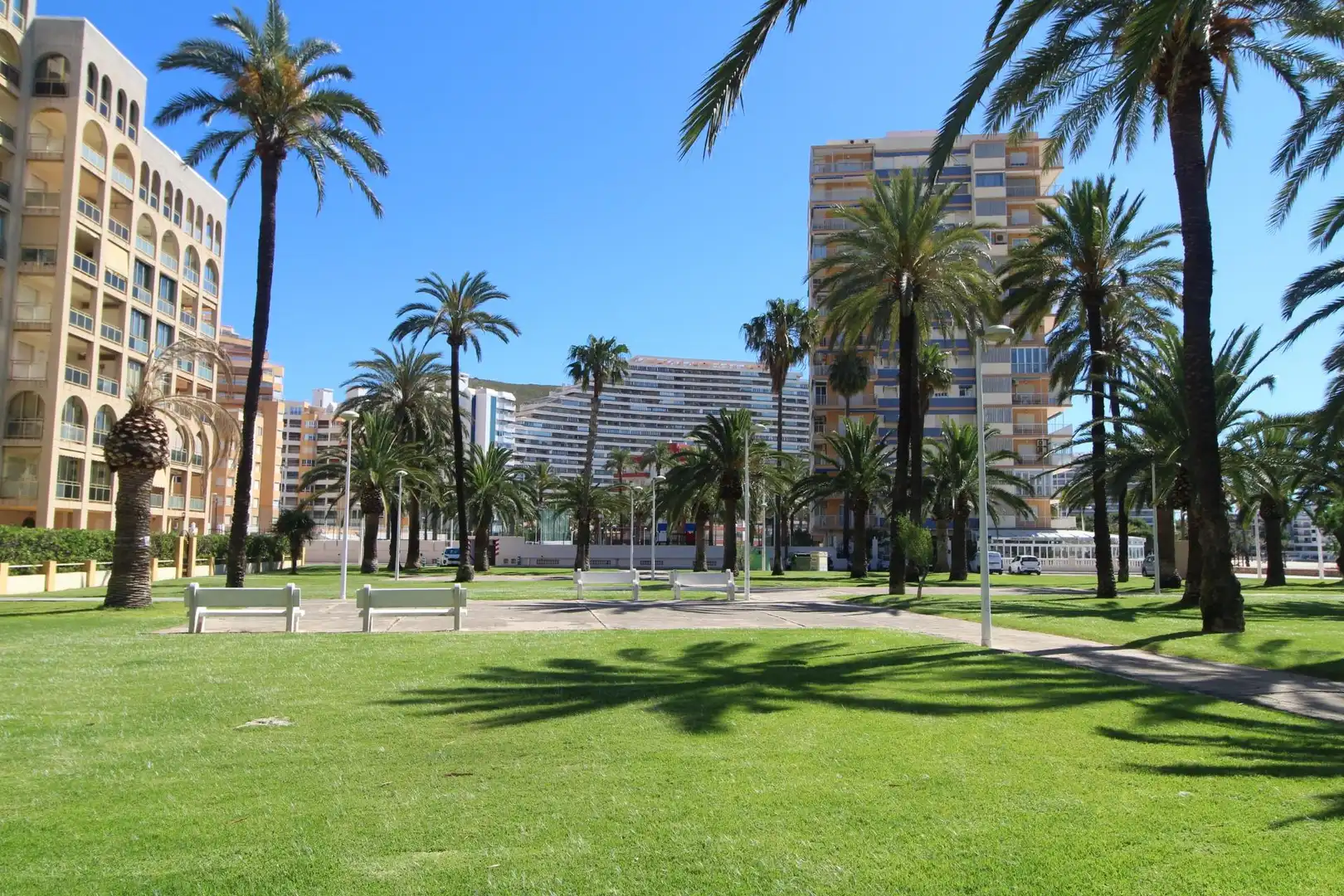 Vista exterior de Apartamento en venta en Cullera con Terraza, Amueblado y Balcón