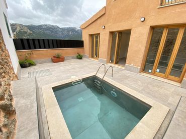 Casa con piscina en venta en Bunyola