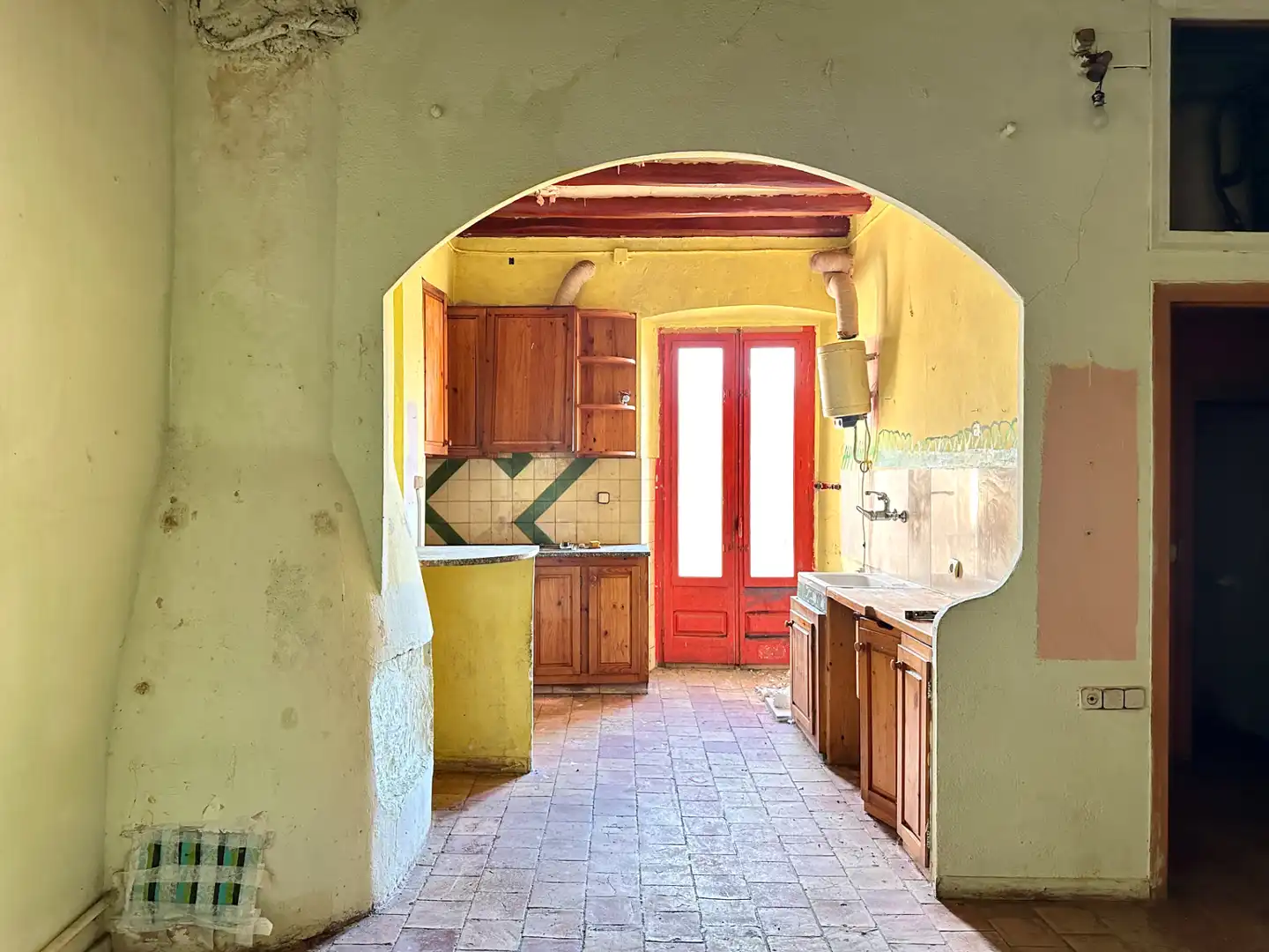 Cocina de Edificio en venta en Montesquiu