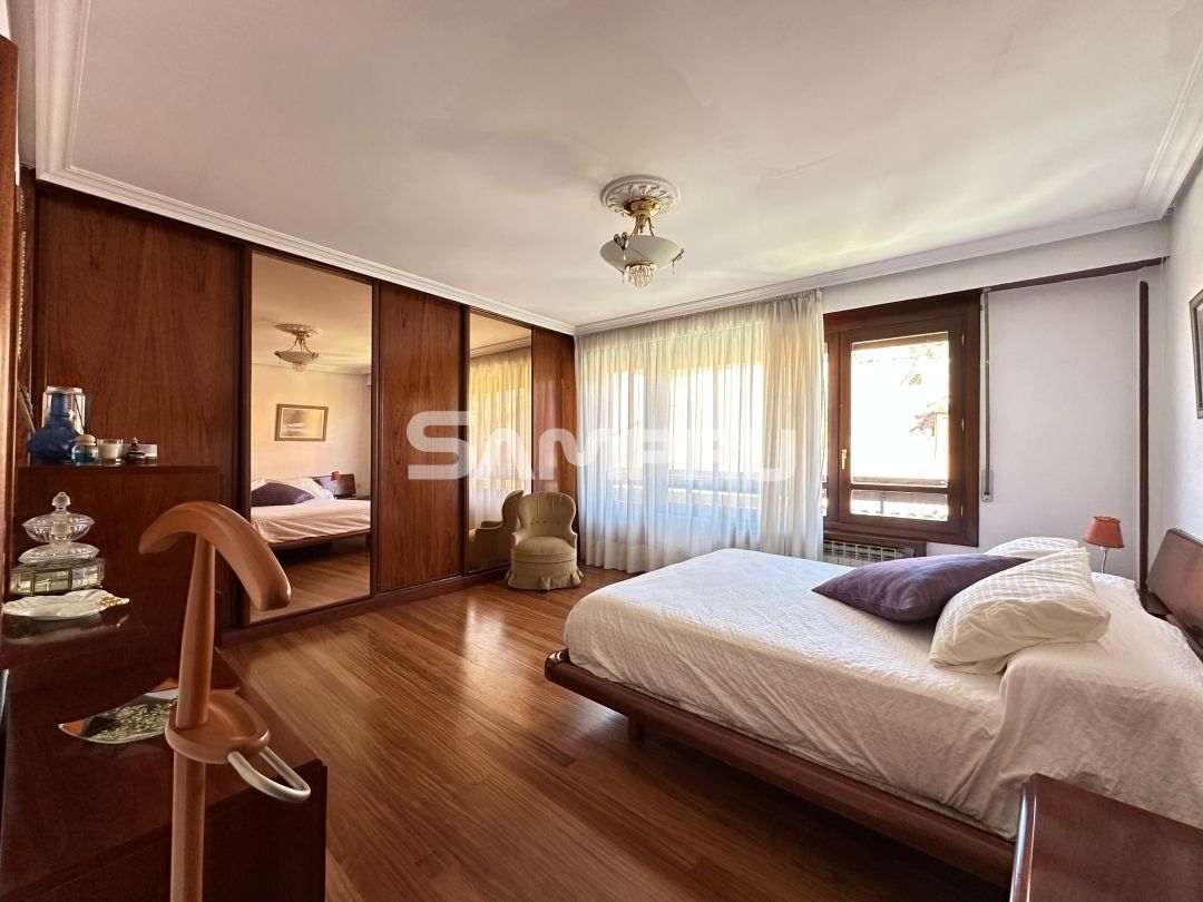 Bedroom of Flat for sale in Arrasate / Mondragón  with Heating, Storage room and Furnished