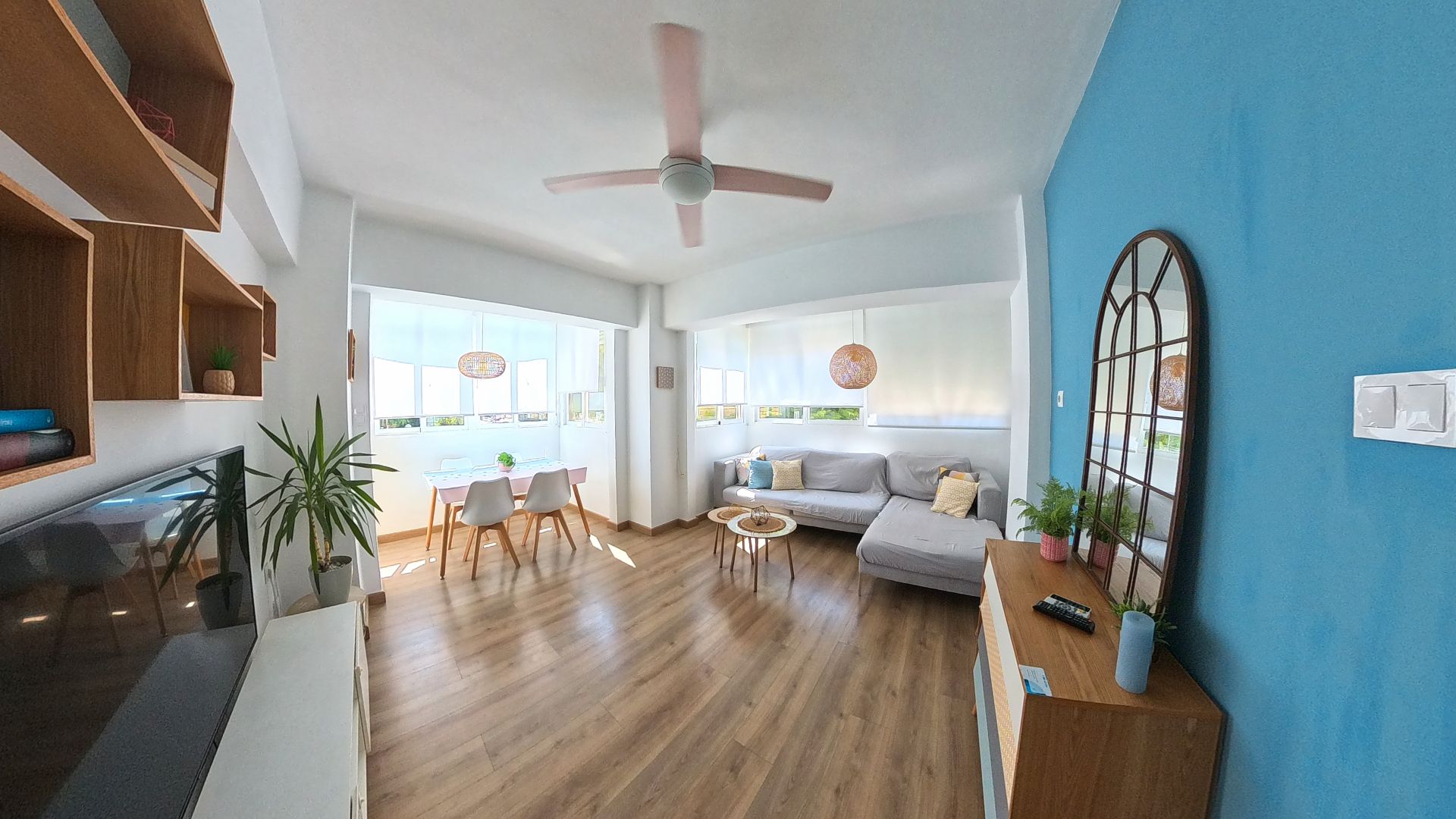 Sala d'estar de Pis en venda en El Campello amb Aire condicionat, Calefacció i Parquet