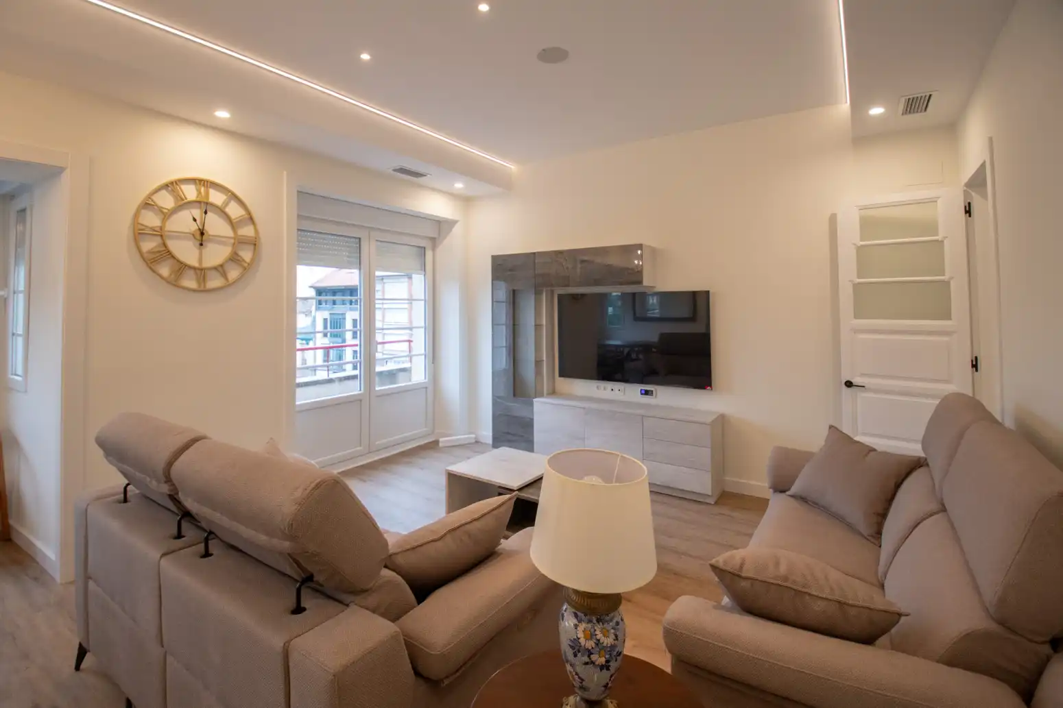 Sala de estar de Piso en venta en Villaviciosa con Calefacción, Terraza y Domótica