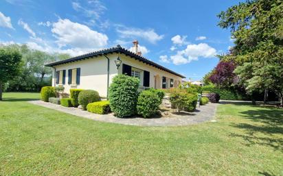 Garden of House or chalet for sale in Villarcayo de Merindad de Castilla la Vieja  with Heating, Private garden and Terrace
