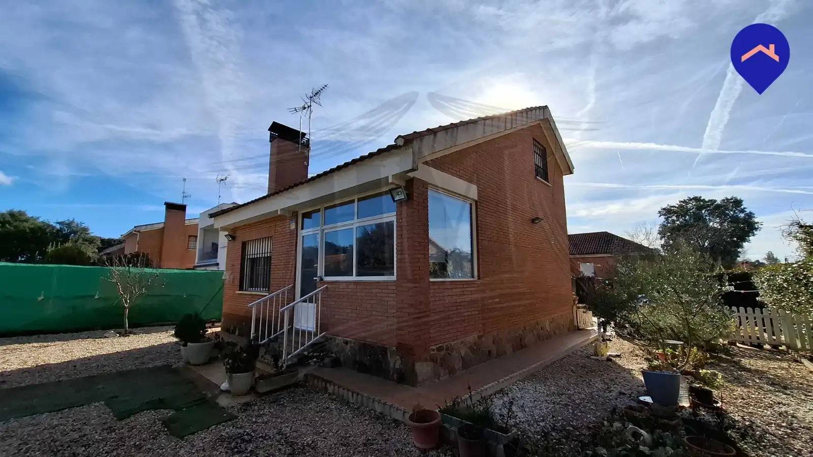 Vista exterior de Casa o chalet en venta en Pioz con Jardín privado, Internet y Alarma