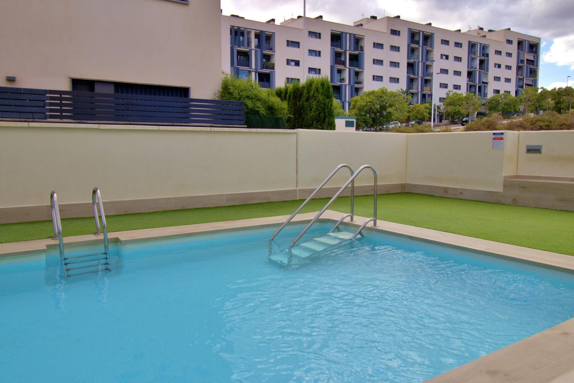 Swimming pool of Planta baja for sale in Elche / Elx  with Private garden, Terrace and Community pool