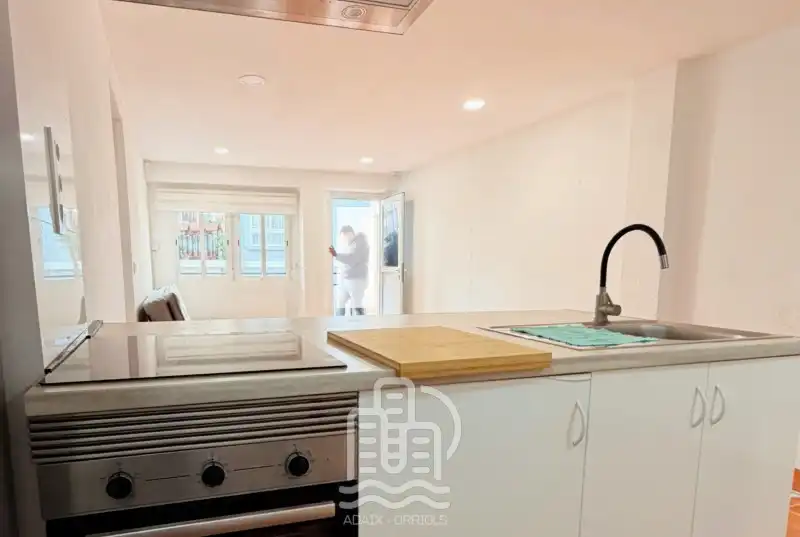 Piso con terraza en venta en Carrer dAlmagro 1, imagen 9