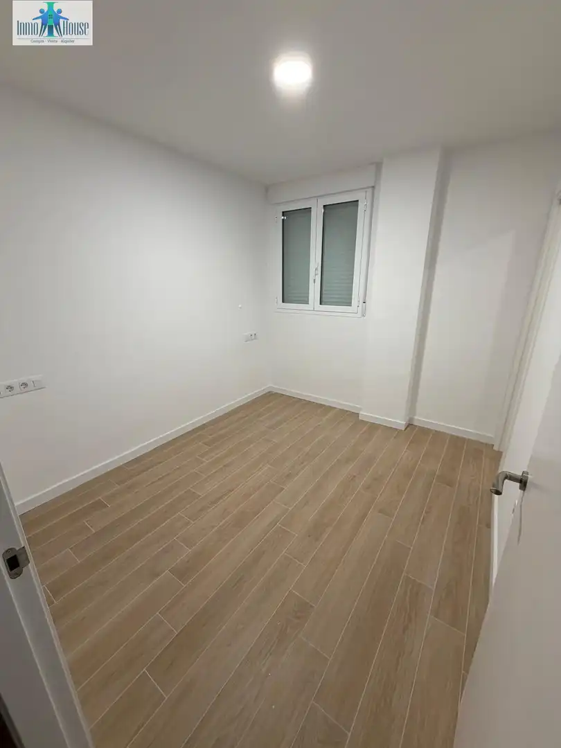 Bedroom of Apartments for rent in Albacete  with Heating, Balcony and Community pool
