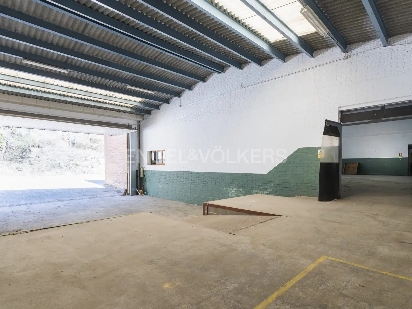Nave industrial in vendita a Vilada, imagen 4
