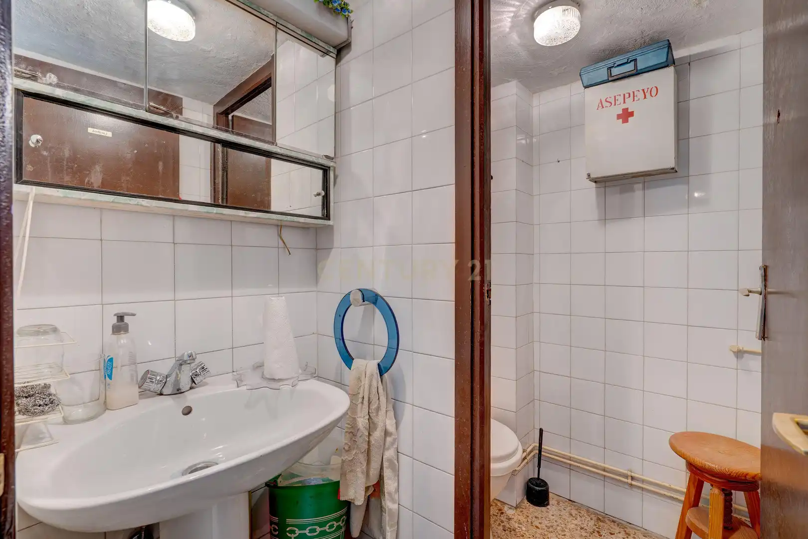 Local comercial en venta en Fuente de los Patos Plaza, Vitoria-Gasteiz, Spain 1, imagen 24