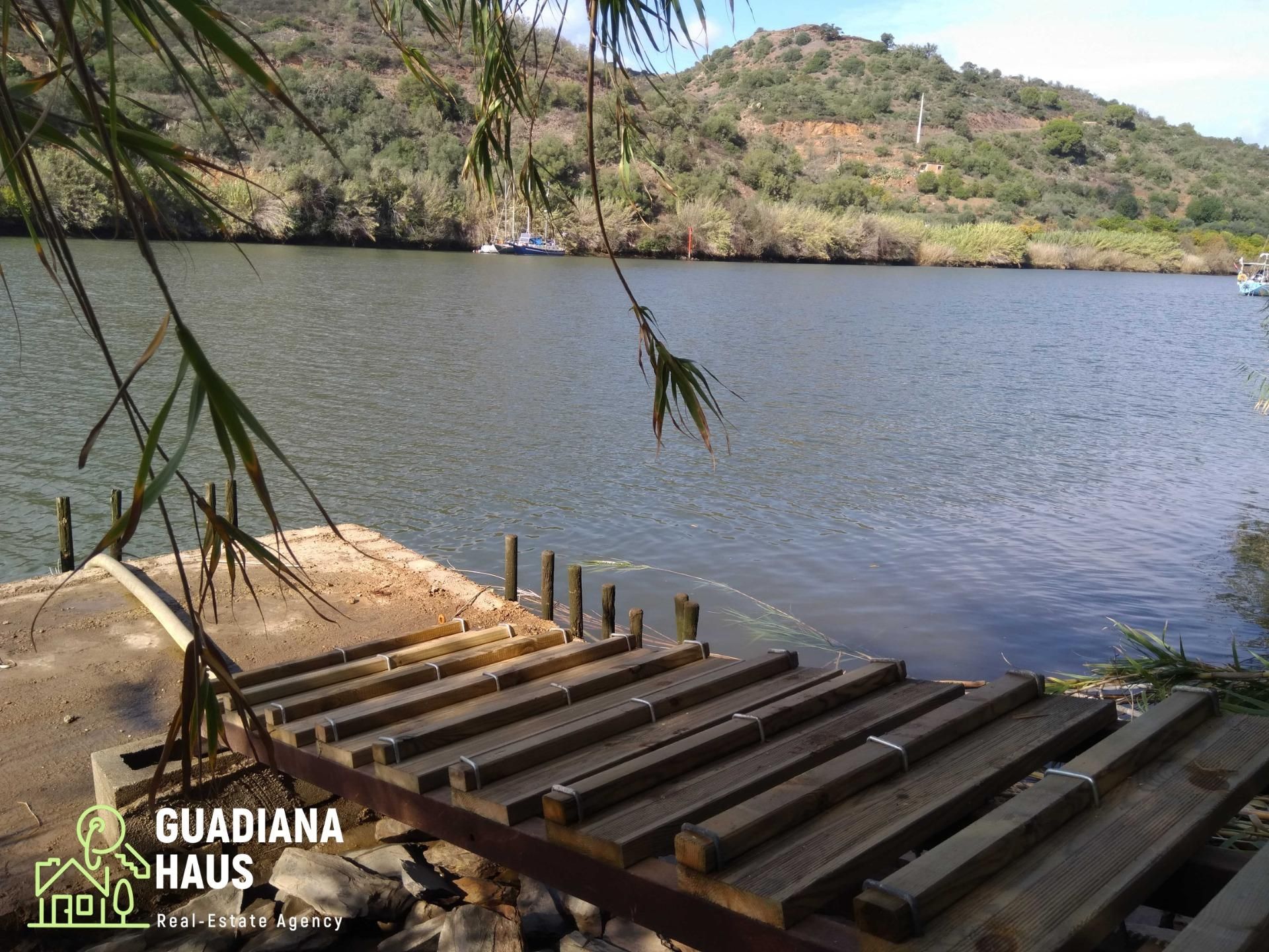 Vista exterior de Finca rústica en venta en Sanlúcar de Guadiana con Jardín privado, Terraza y Piscina