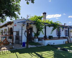 Jardí de Finca rústica en venda en Casarabonela amb Jardí privat, Traster i Moblat