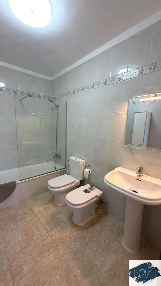 Baño de Ático de alquiler en San Cristóbal de la Laguna con Terraza y Amueblado