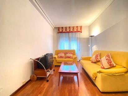 Living room of Flat for sale in Vitoria - Gasteiz  with Heating and Furnished