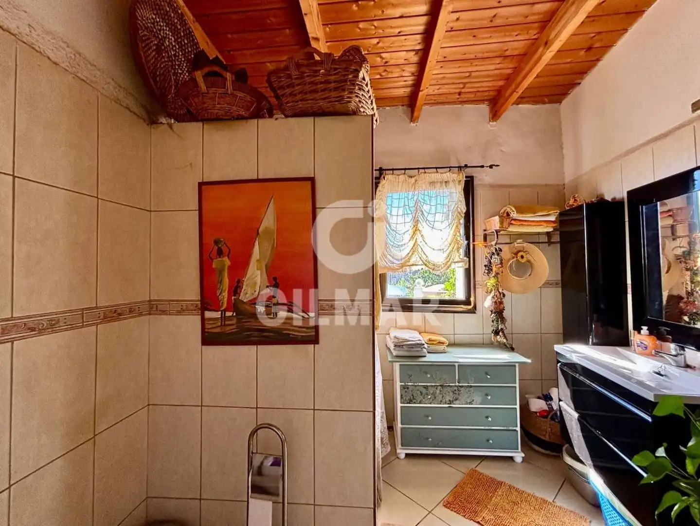 Badezimmer von Country house zum Verkauf in Guía de Isora mit Möbliert