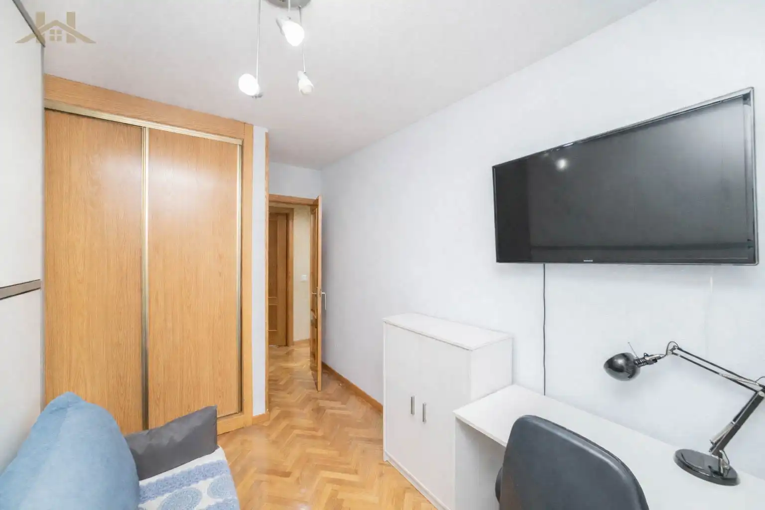 Bedroom of Flat for sale in Móstoles  with Air Conditioner, Heating and Community pool