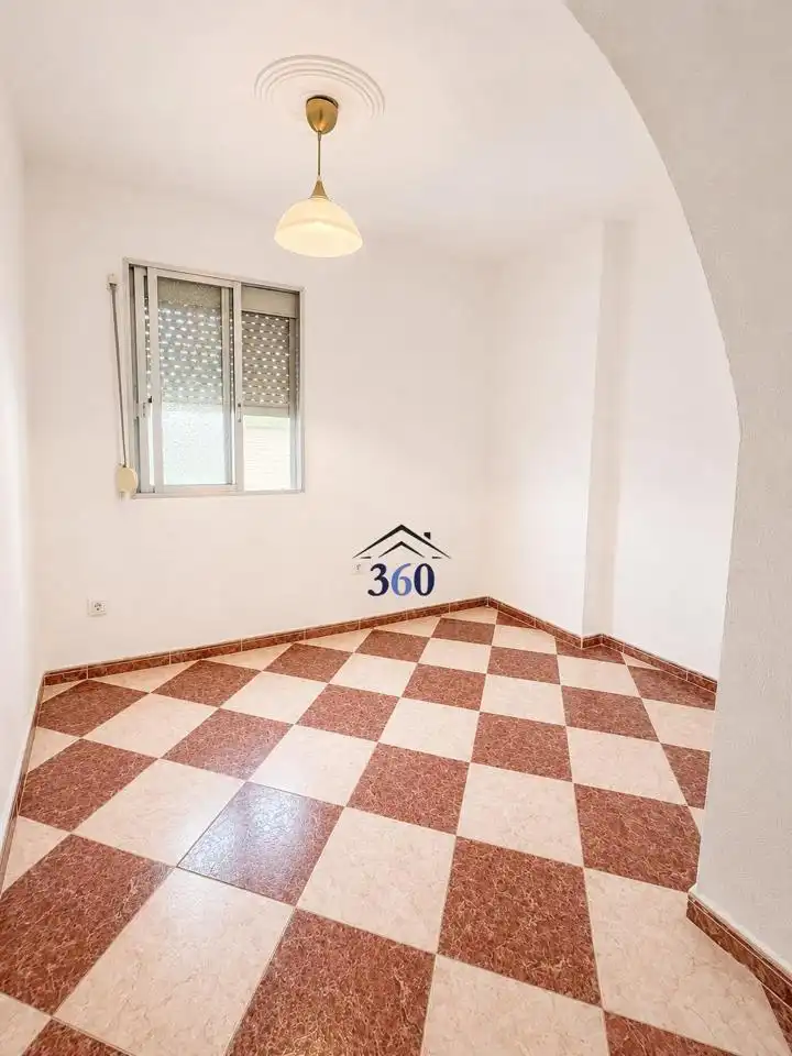 Dormitori de Casa o xalet en venda en Cáceres amb Aire condicionat