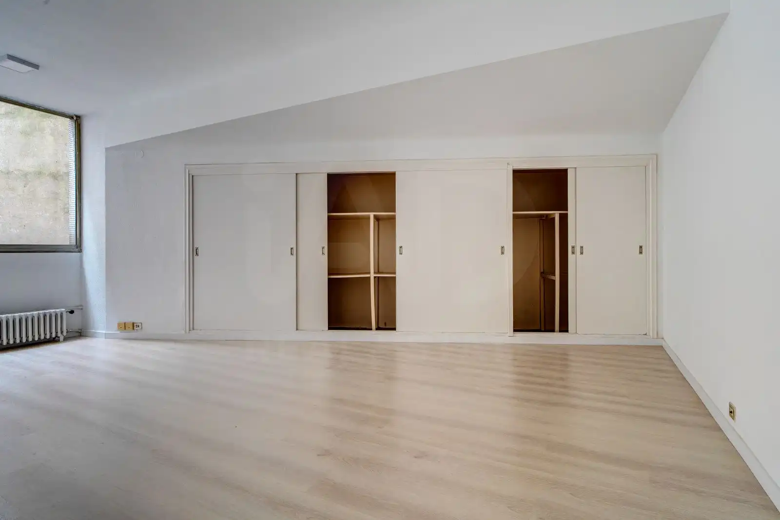 Habitación de Local en venta en Bilbao 