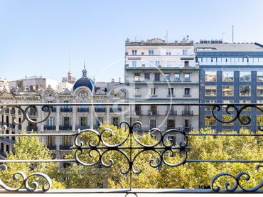 Wohnung mit Aufzug zum Verkauf in Gran Via de les Corts Catalanes
