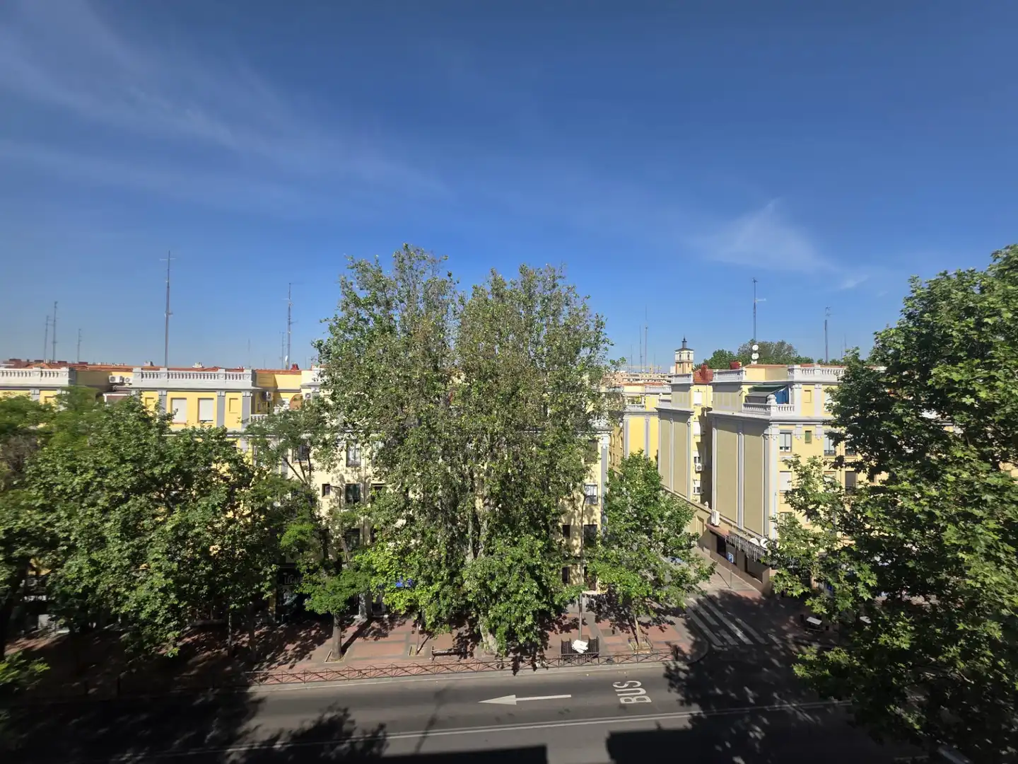 Vista exterior de Ático en venta en Madrid con Aire acondicionado, Calefacción y Parquet