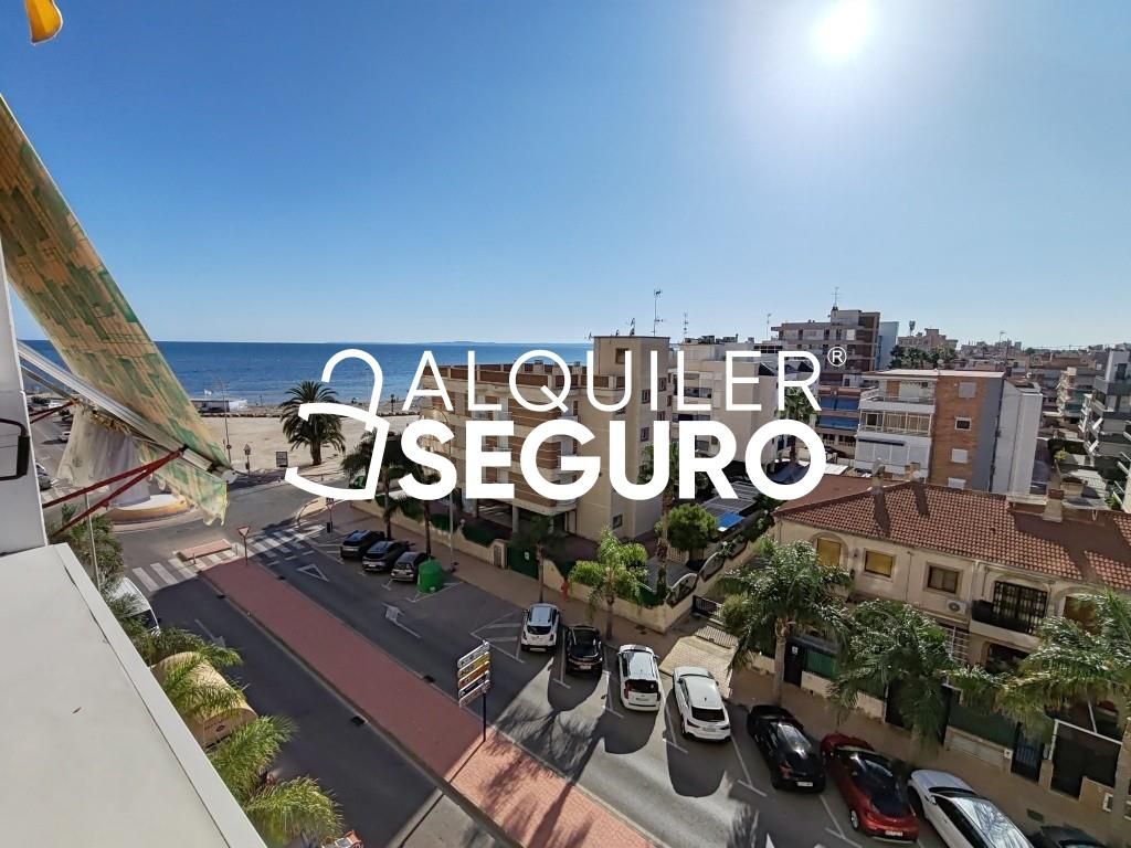 Vista exterior de Piso de alquiler en Santa Pola con Aire acondicionado, Terraza y Amueblado
