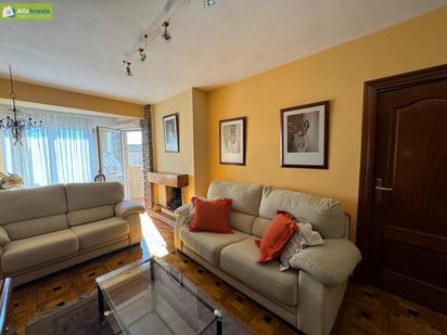 Living room of Flat for sale in Aranda de Duero  with Heating, Terrace and Storage room