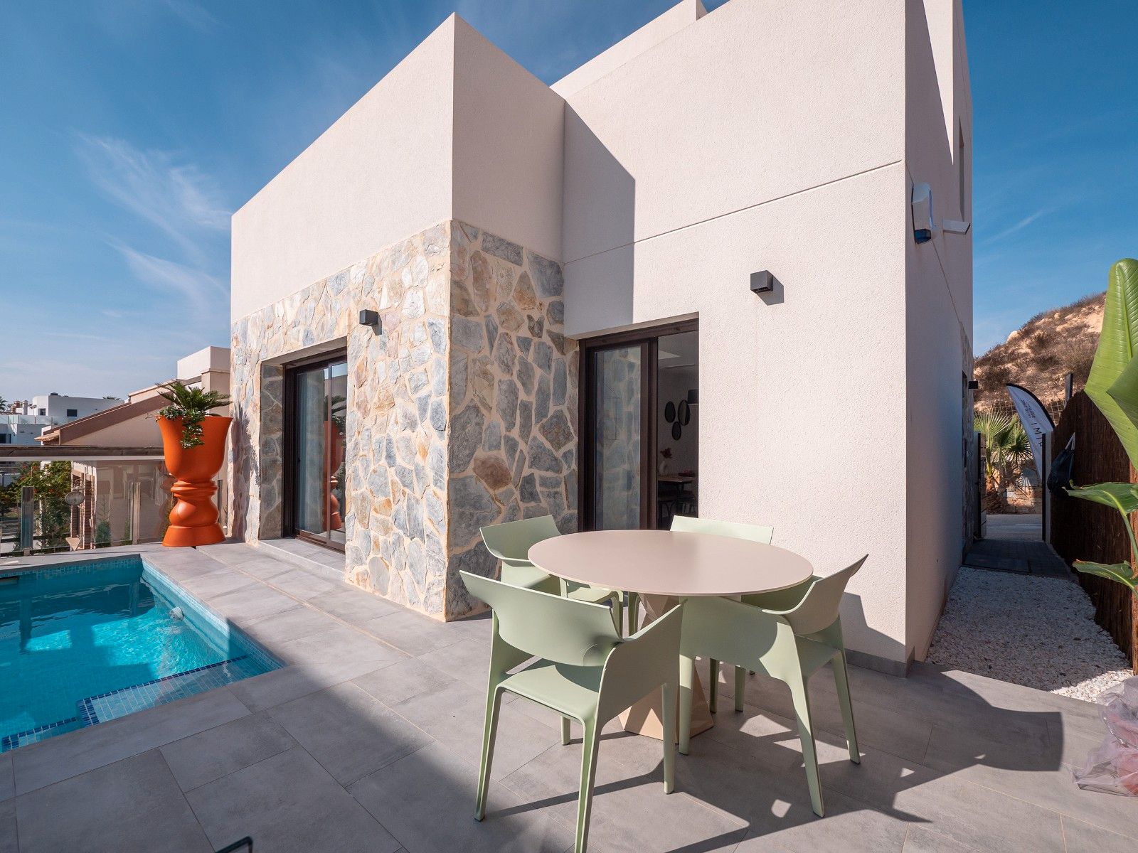 Terrassa de Casa o xalet en venda en Villamartín amb Aire condicionat, Calefacció i Jardí privat