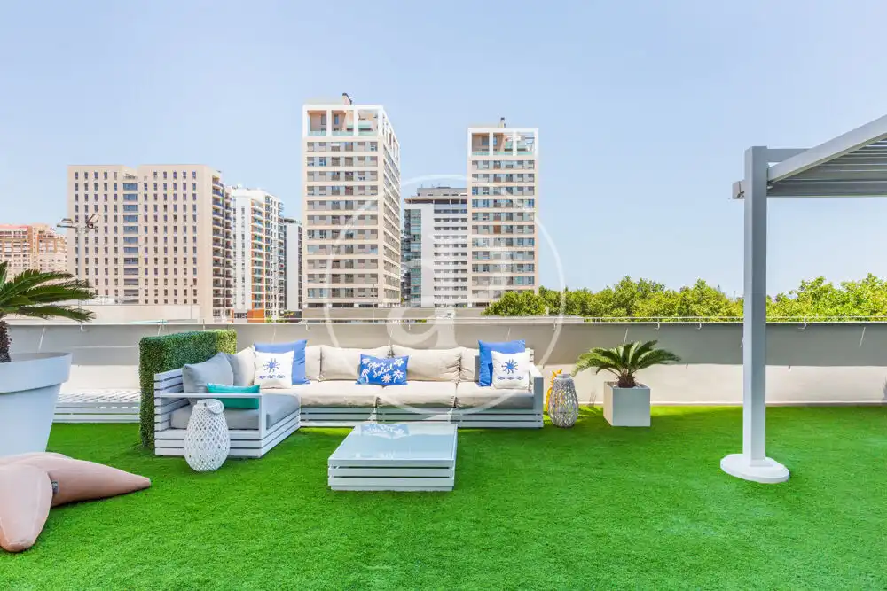 Terrasse von Wohnung zum Verkauf in Valencia mit Klimaanlage, Heizung und Privatgarten