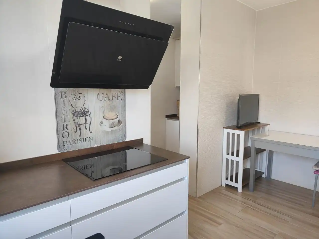 Cuina de Casa o xalet de lloguer en Alhaurín de la Torre amb Aire condicionat, Jardí privat i Piscina